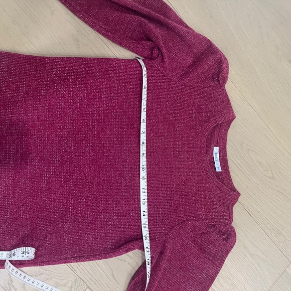 Ricki’s Sweater - Picture 3 of 5